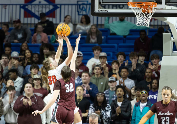 Farmington led 45-25 after three quarters. (Photo by Tommy Land)